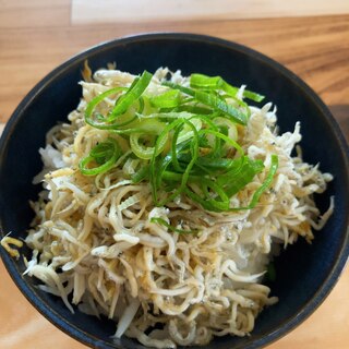 しらす丼